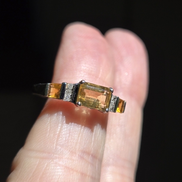 10k white gold Emerald cut citrine & diamond ring sz8 - Picture 12 of 13